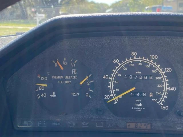 1995 Mercedes-Benz W124 E-Class - Image 15 of 21