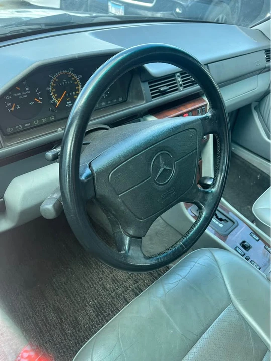 1995 Mercedes-Benz W124 E-Class - Image 5 of 6
