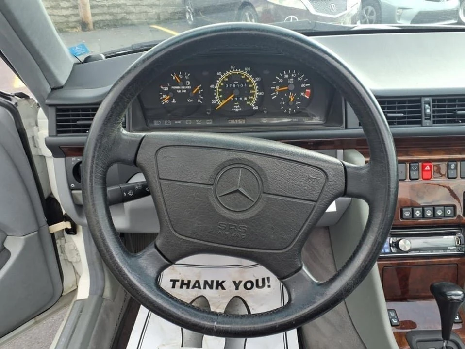 1995 Mercedes-Benz W124 E-Class - Image 18 of 19