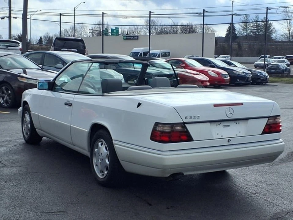 1995 Mercedes-Benz W124 E-Class - Image 5 of 19