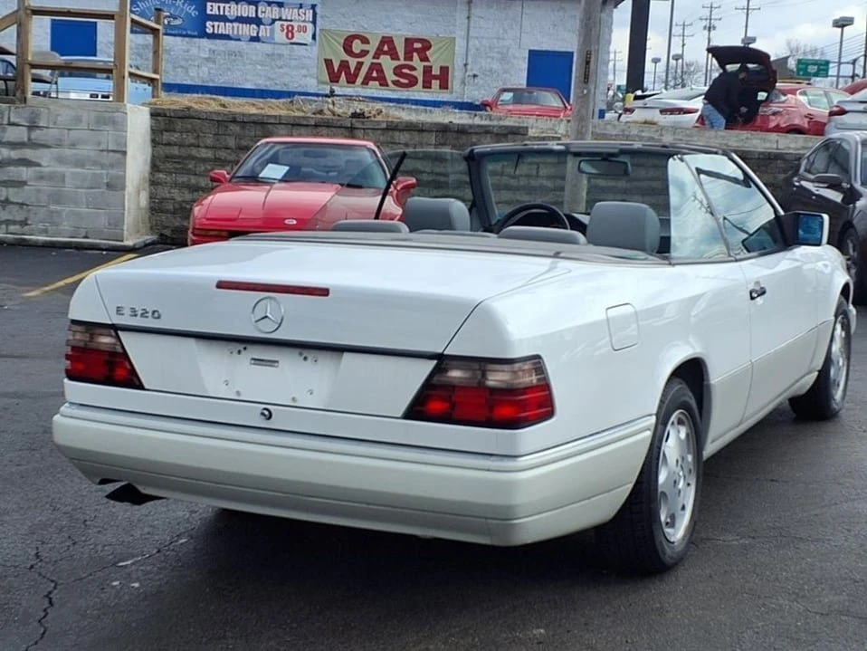 1995 Mercedes-Benz W124 E-Class - Image 3 of 19