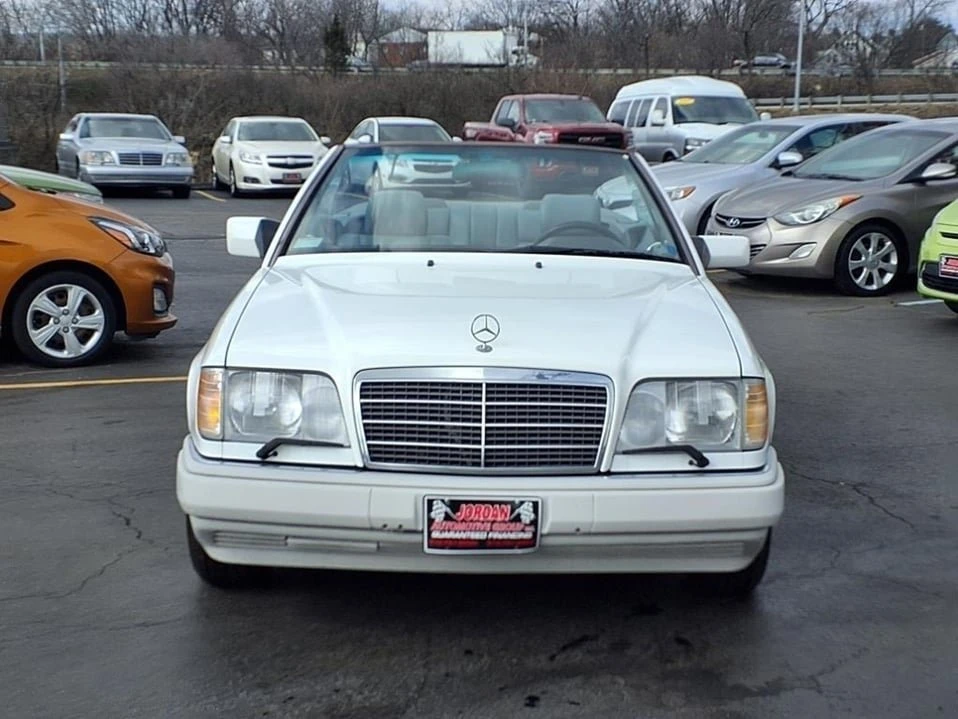 1995 Mercedes-Benz W124 E-Class - Image 8 of 19