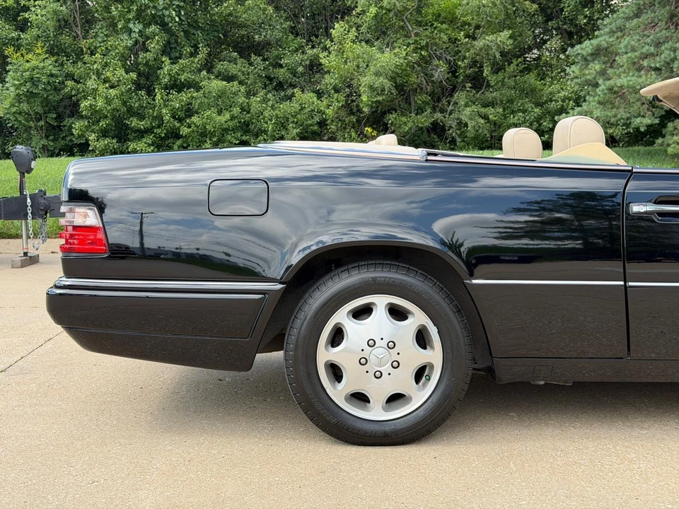 1995 Mercedes-Benz W124 E-Class - Image 19 of 31