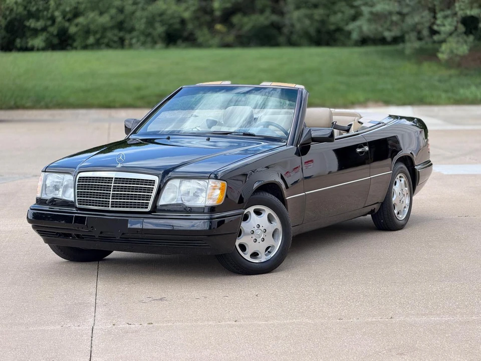 1995 Mercedes-Benz W124 E-Class - Image 2 of 31
