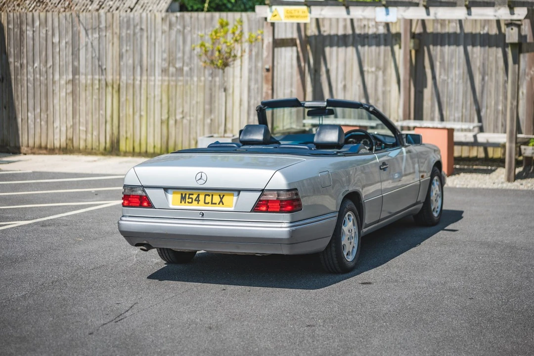 1995 Mercedes-Benz W124 E-Class - Image 15 of 30