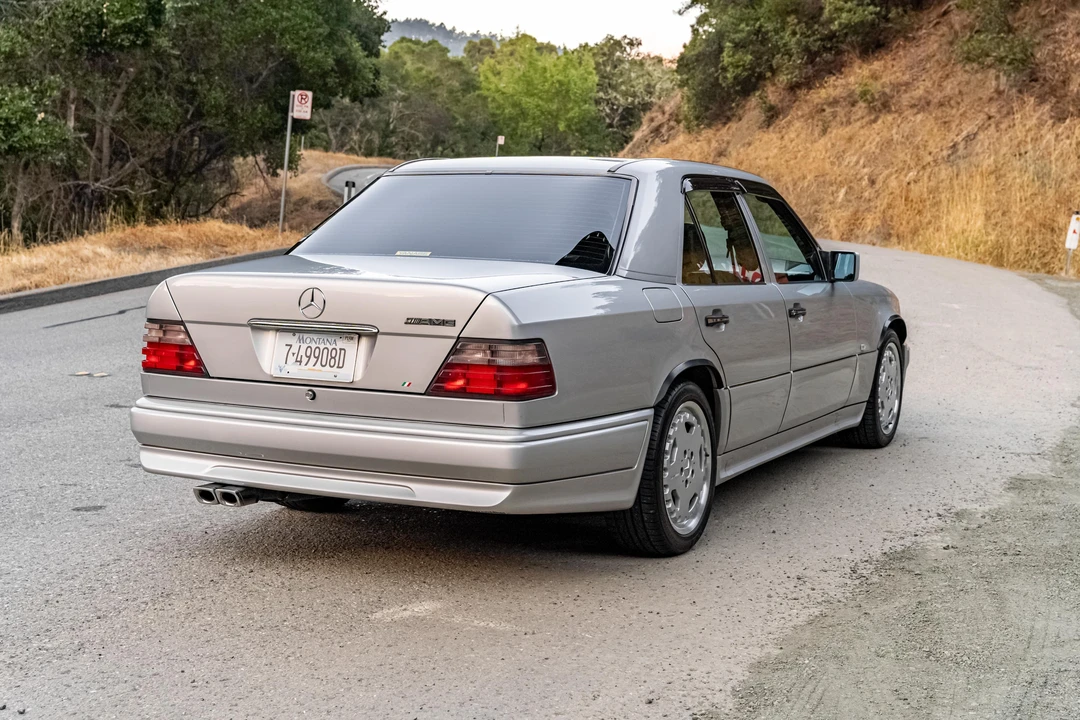 1995 Mercedes-Benz W124 E-Class - Image 9 of 31