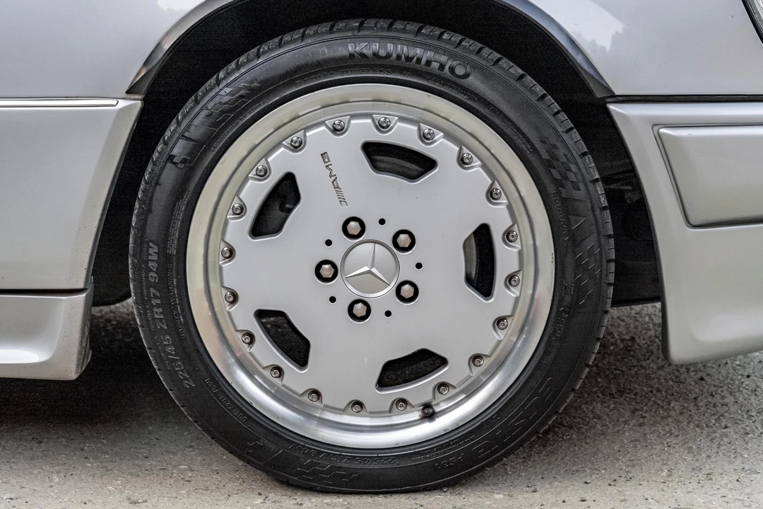 1995 Mercedes-Benz W124 E-Class - Image 31 of 31