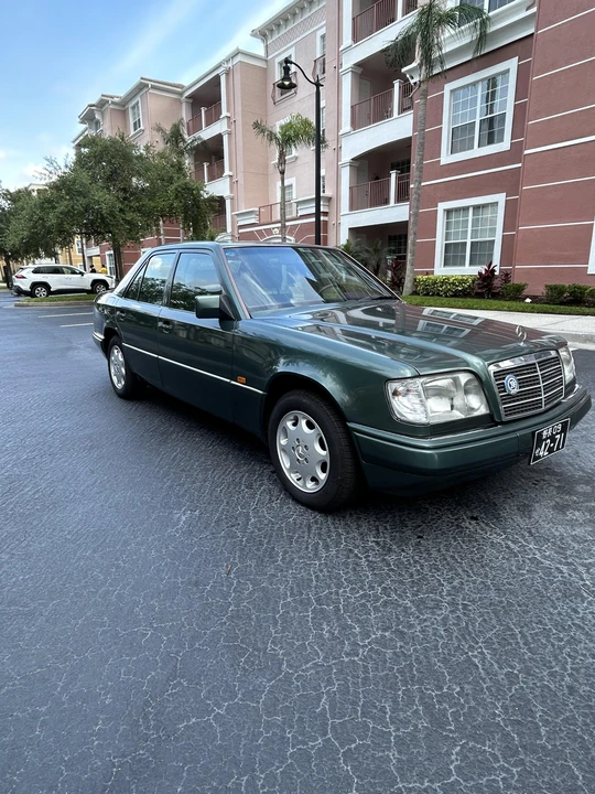 1995 Mercedes-Benz W124 E-Class - Image 19 of 31