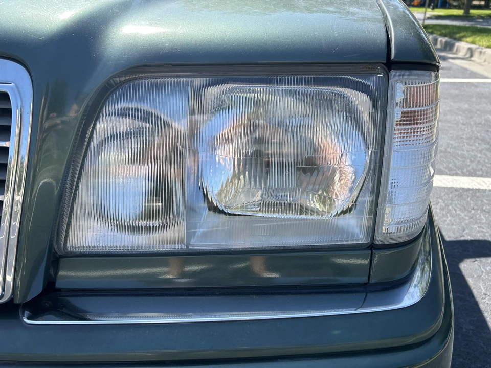 1995 Mercedes-Benz W124 E-Class - Image 27 of 31