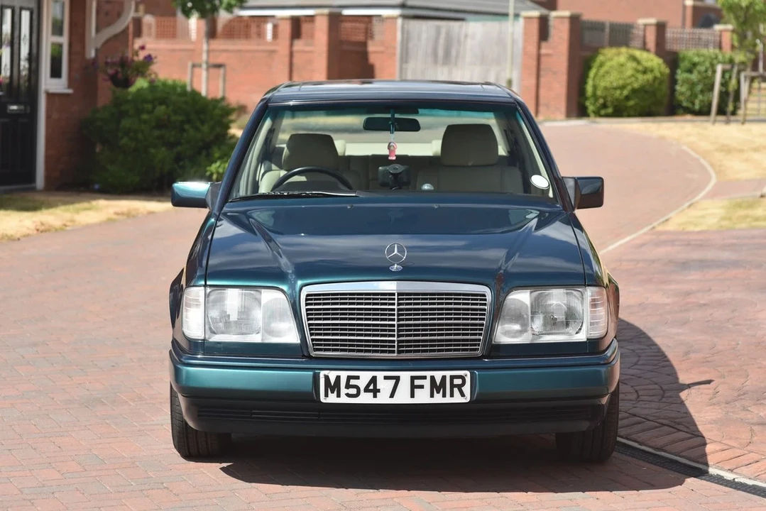 1995 Mercedes-Benz W124 E-Class - Image 3 of 31