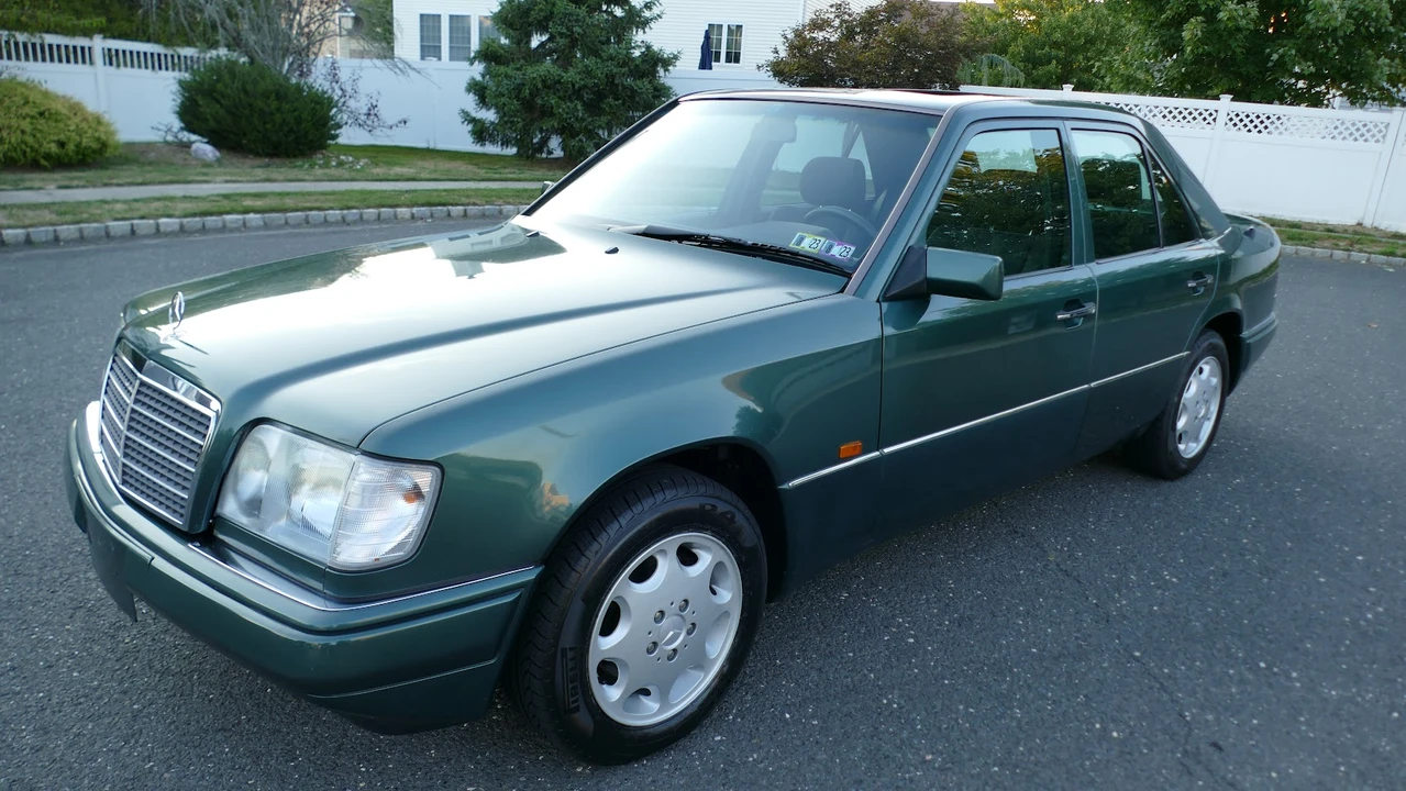 1995 Mercedes-Benz W124 E-Class - Image 5 of 31