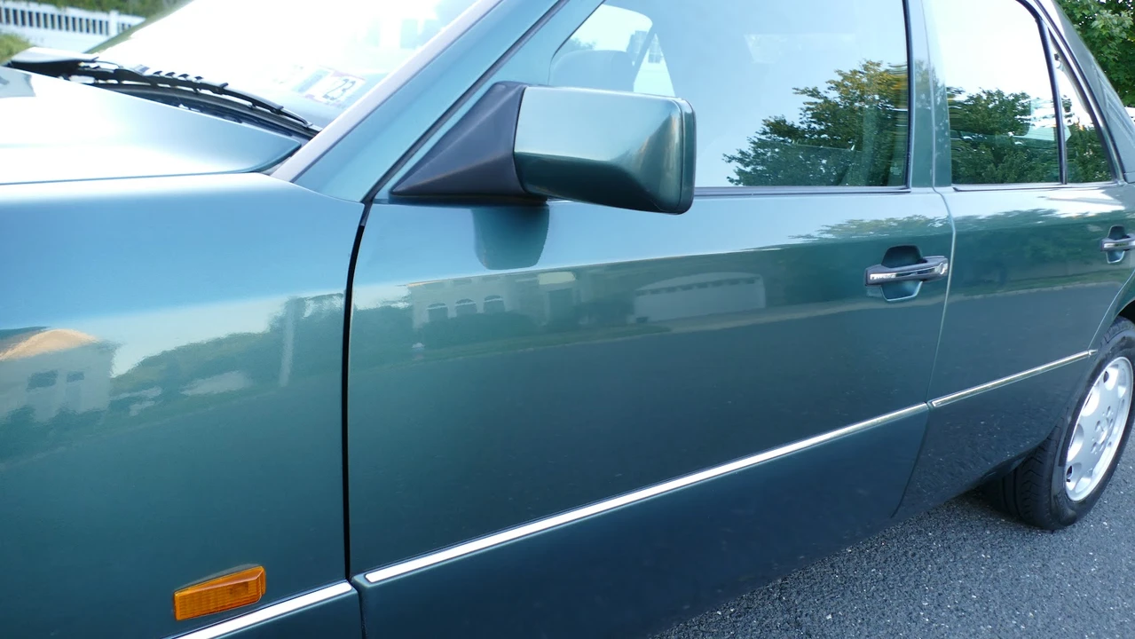 1995 Mercedes-Benz W124 E-Class - Image 21 of 31