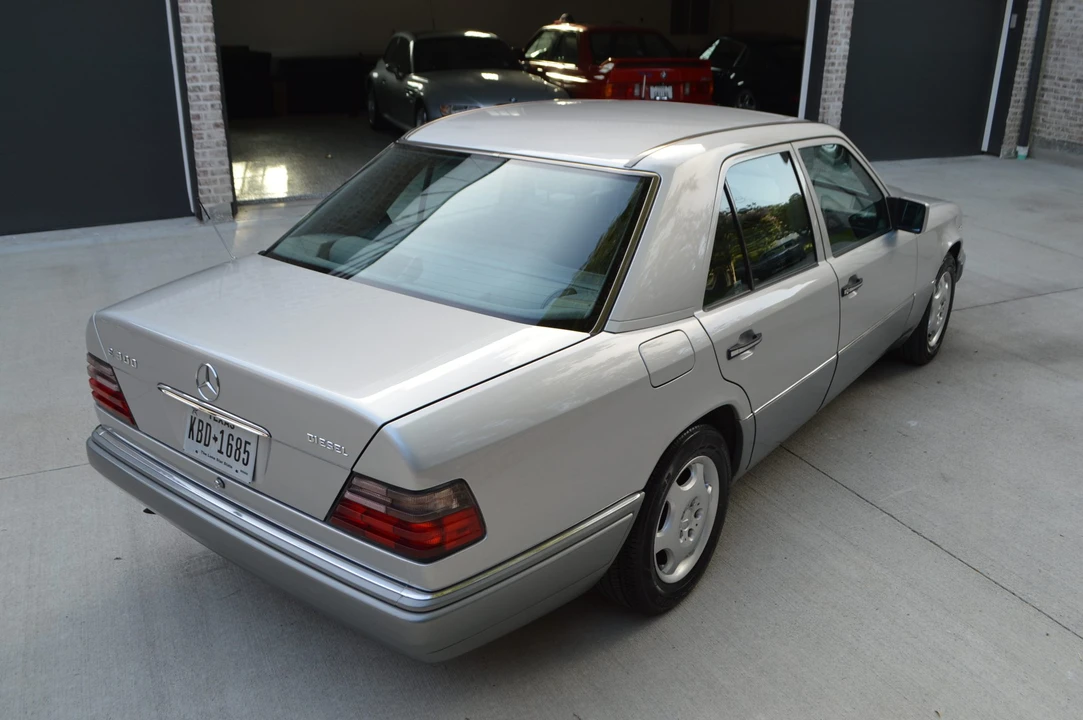 1995 Mercedes-Benz W124 E-Class - Image 22 of 31
