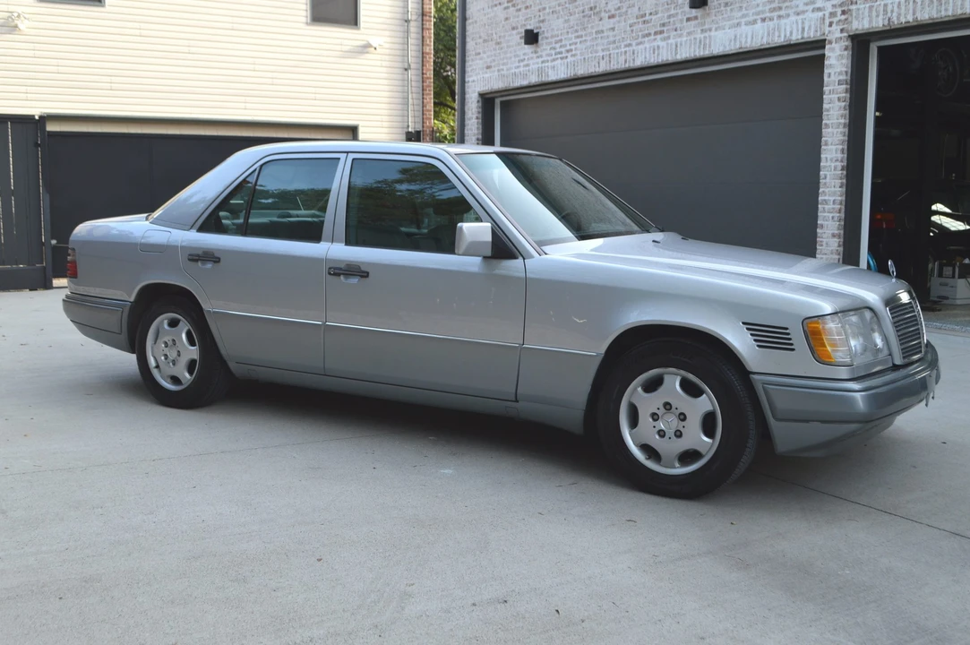 1995 Mercedes-Benz W124 E-Class - Image 31 of 31