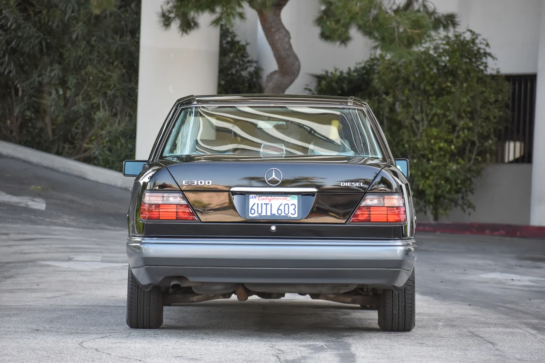 1995 Mercedes-Benz W124 E-Class - Image 9 of 31