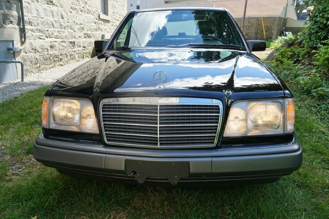 1995 Mercedes-Benz W124 E-Class - Image 10 of 31