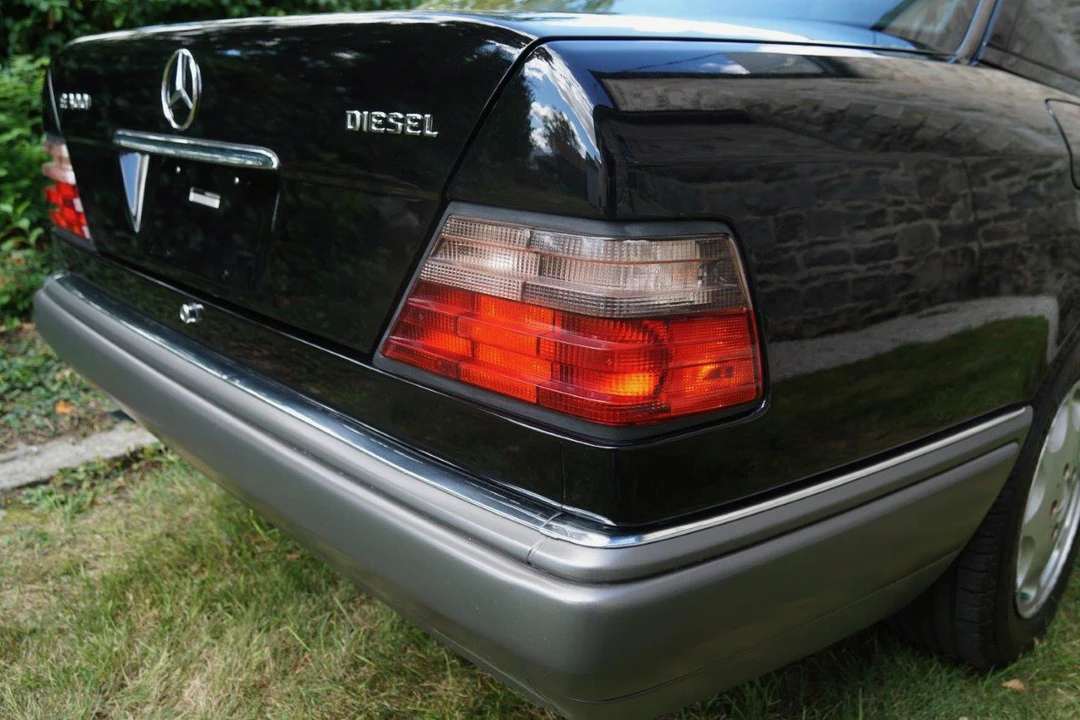 1995 Mercedes-Benz W124 E-Class - Image 31 of 31