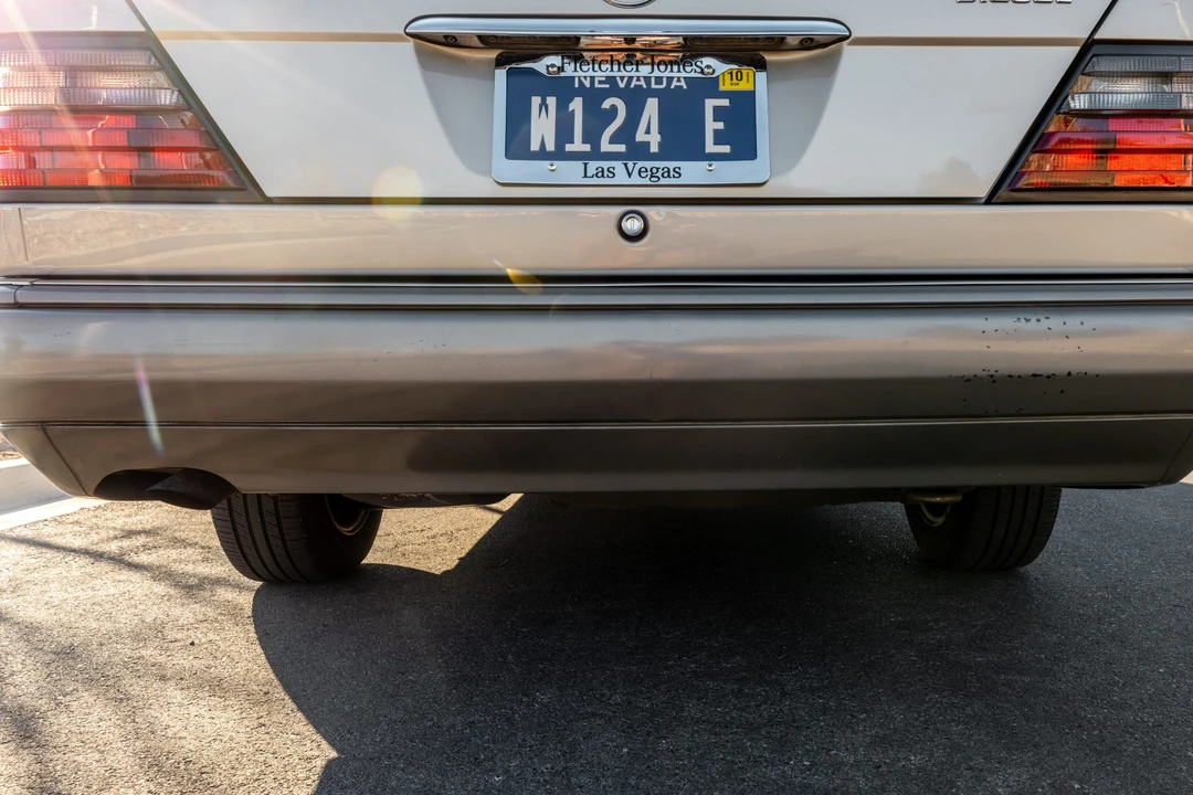 1995 Mercedes-Benz W124 E-Class - Image 21 of 31