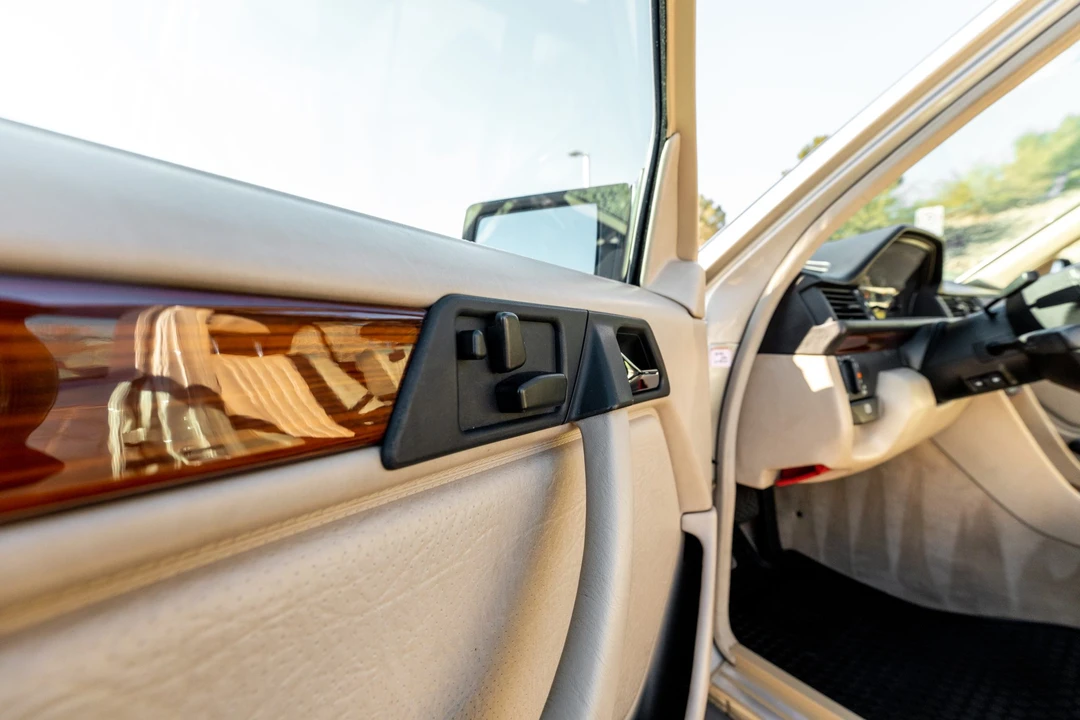 1995 Mercedes-Benz W124 E-Class - Image 31 of 31