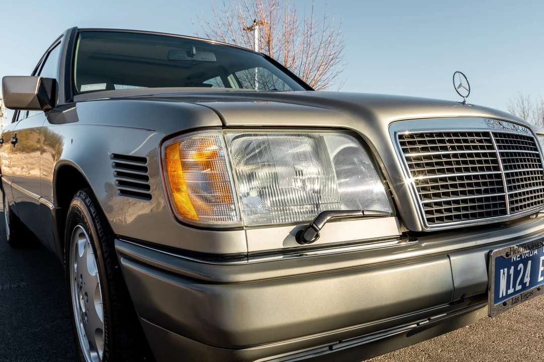 1995 Mercedes-Benz W124 E-Class - Image 14 of 31