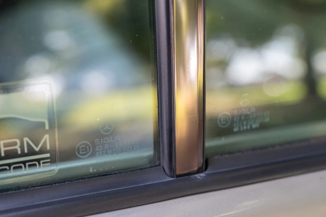 1995 Mercedes-Benz W124 E-Class - Image 27 of 31
