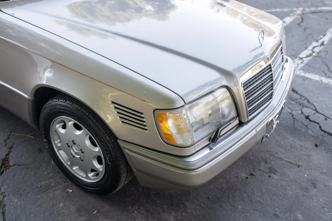 1995 Mercedes-Benz W124 E-Class - Image 10 of 31