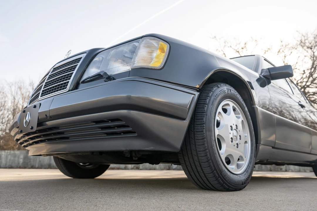 1995 Mercedes-Benz W124 E-Class - Image 24 of 31