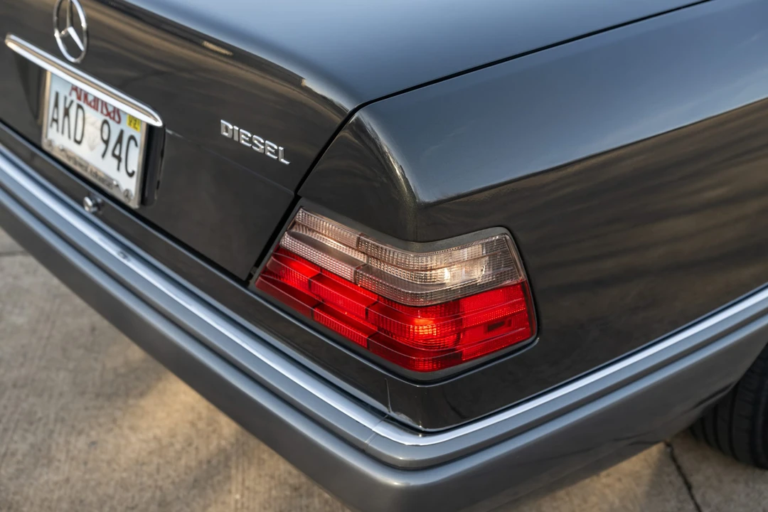 1995 Mercedes-Benz W124 E-Class - Image 31 of 31