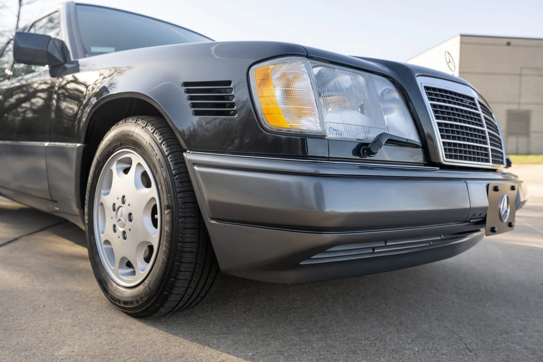 1995 Mercedes-Benz W124 E-Class - Image 25 of 31