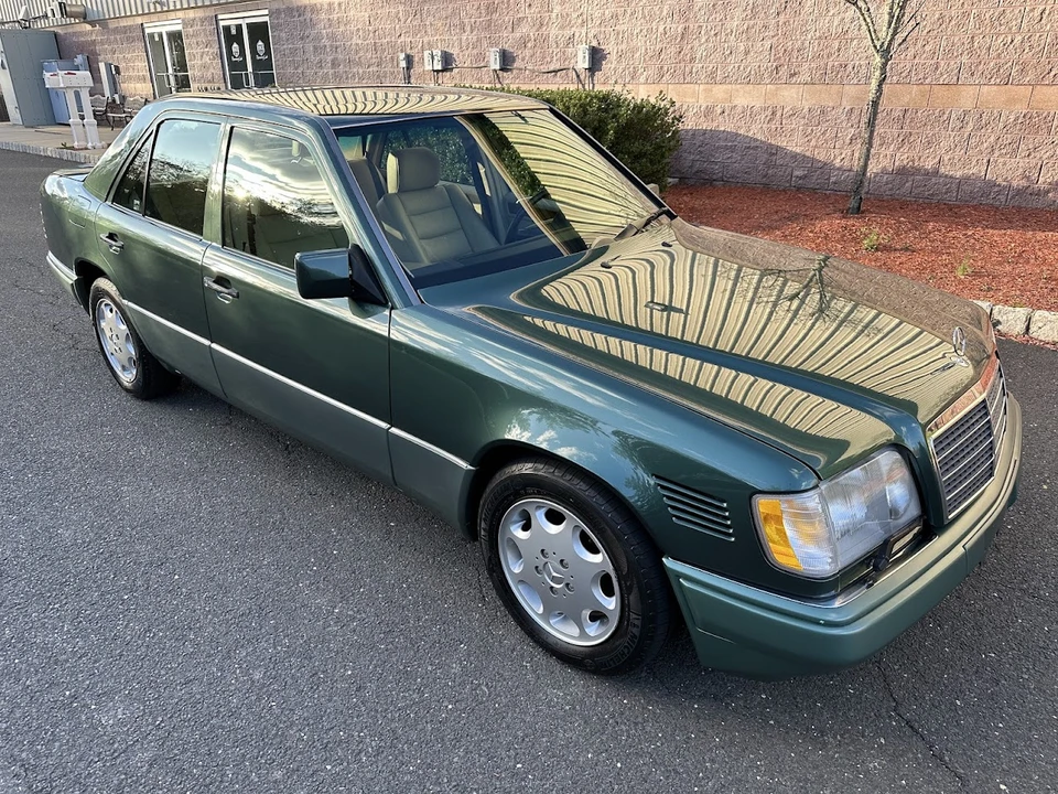 1995 Mercedes-Benz W124 E-Class - Image 27 of 31