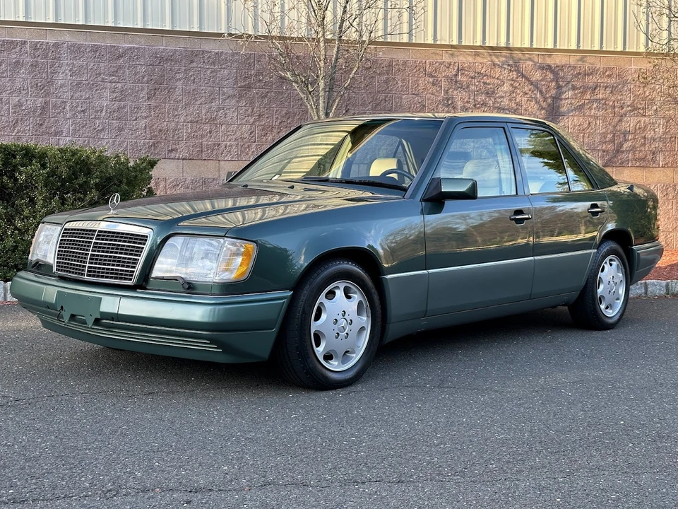 1995 Mercedes-Benz W124 E-Class - Image 4 of 31