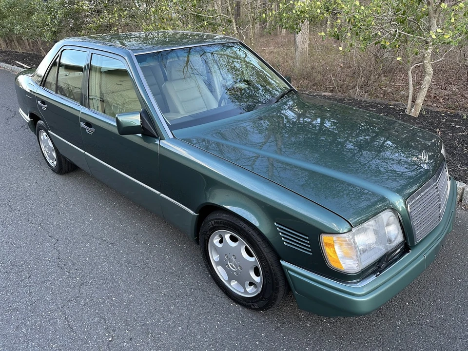 1995 Mercedes-Benz W124 E-Class - Image 23 of 31