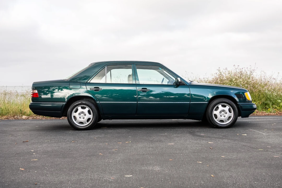 1995 Mercedes-Benz W124 E-Class - Image 7 of 31