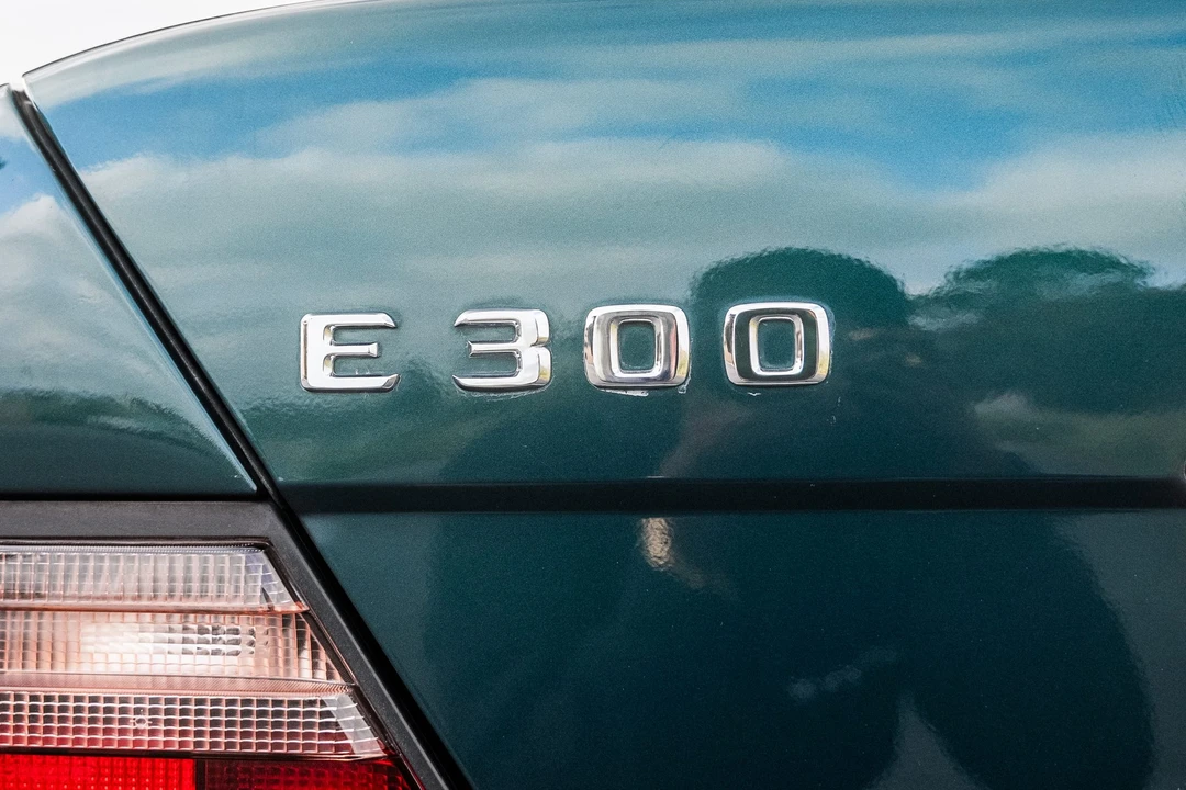 1995 Mercedes-Benz W124 E-Class - Image 22 of 31