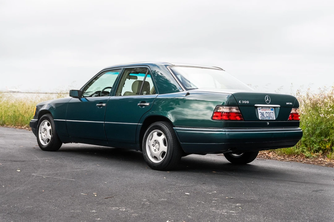 1995 Mercedes-Benz W124 E-Class - Image 4 of 31