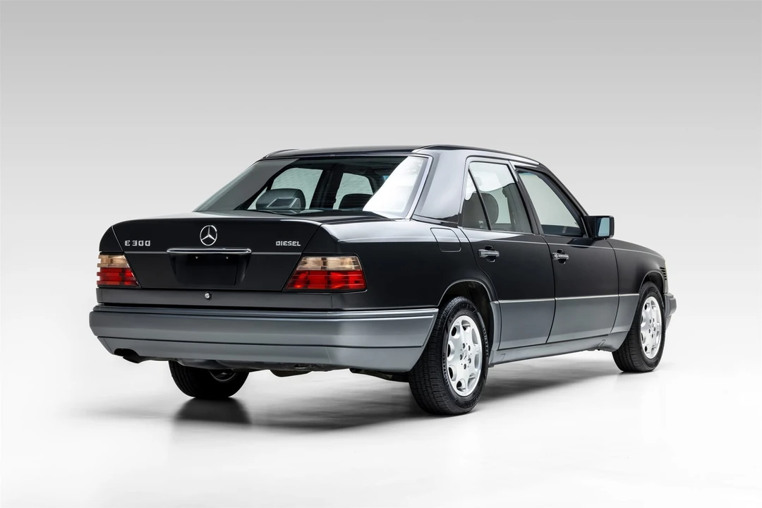 1995 Mercedes-Benz W124 E-Class - Image 10 of 31