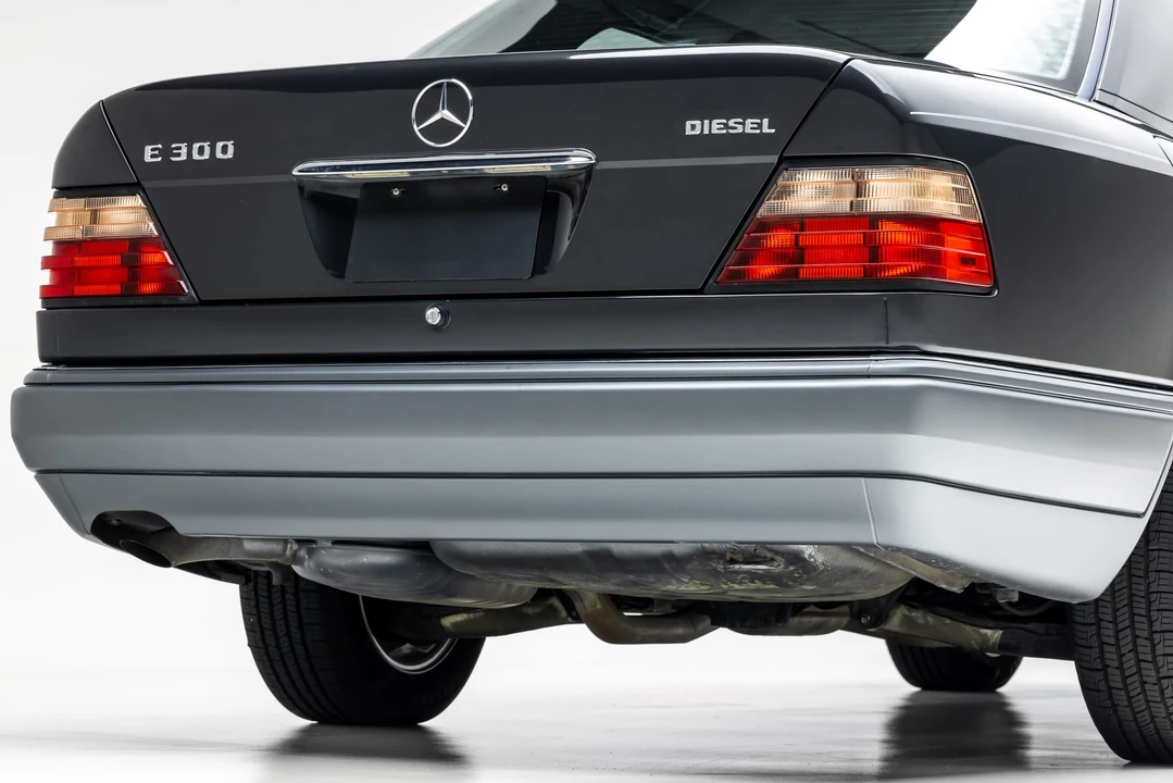 1995 Mercedes-Benz W124 E-Class - Image 22 of 31