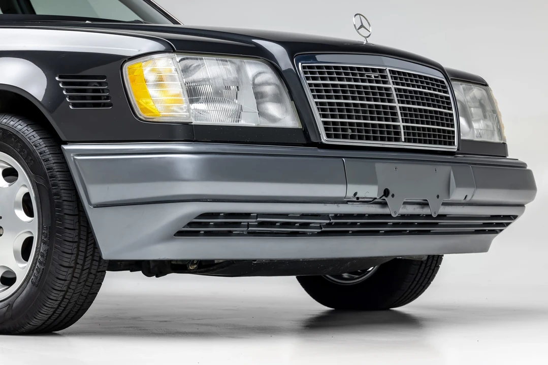 1995 Mercedes-Benz W124 E-Class - Image 17 of 31