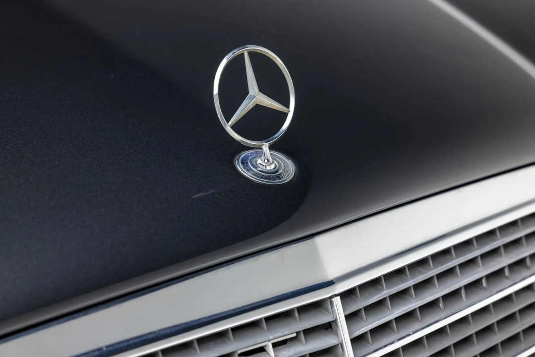 1995 Mercedes-Benz W124 E-Class - Image 29 of 31
