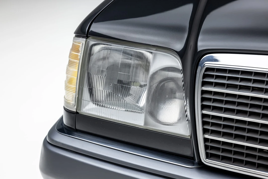 1995 Mercedes-Benz W124 E-Class - Image 19 of 31