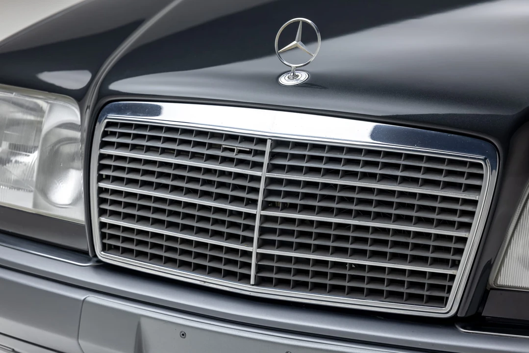 1995 Mercedes-Benz W124 E-Class - Image 18 of 31
