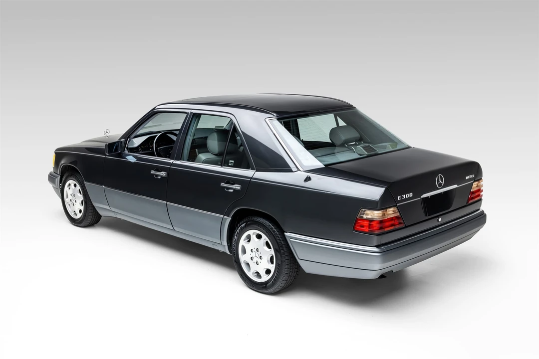 1995 Mercedes-Benz W124 E-Class - Image 13 of 31