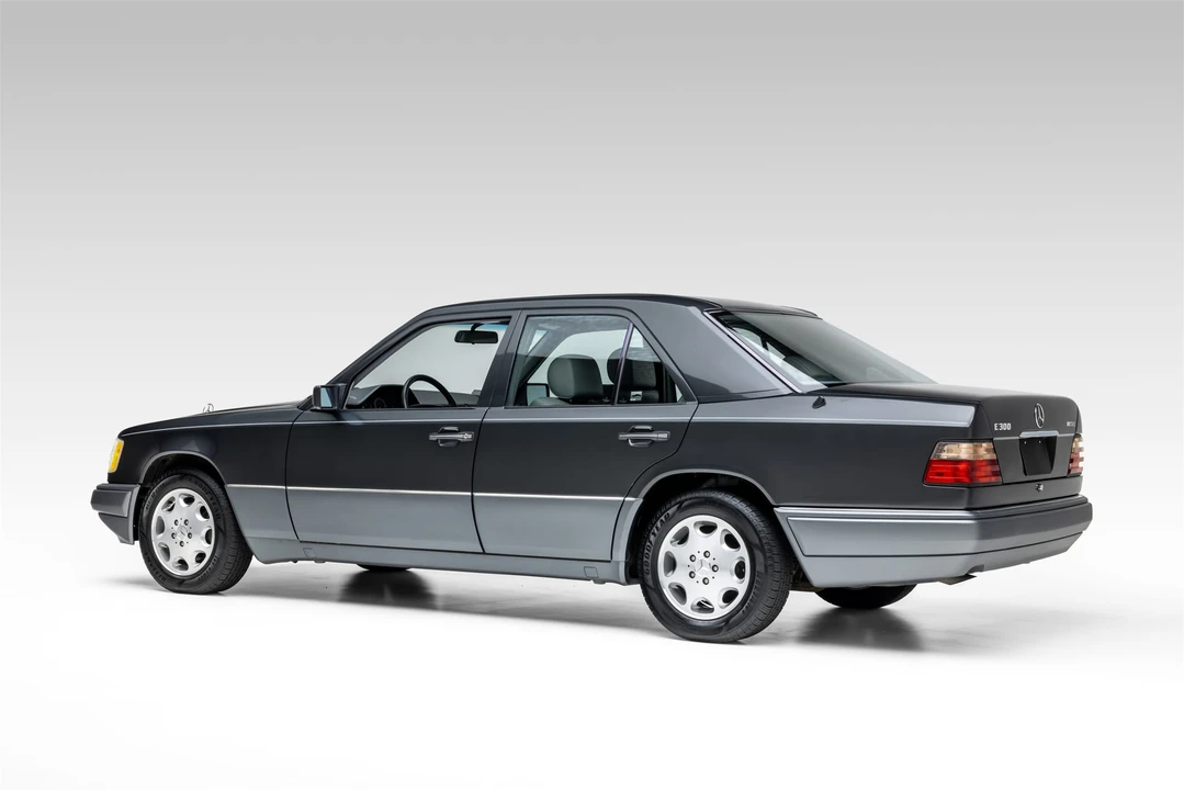 1995 Mercedes-Benz W124 E-Class - Image 14 of 31