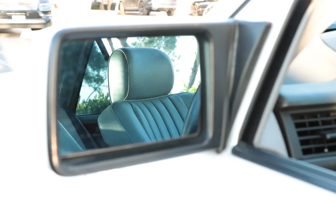 1995 Mercedes-Benz W124 E-Class - Image 26 of 31