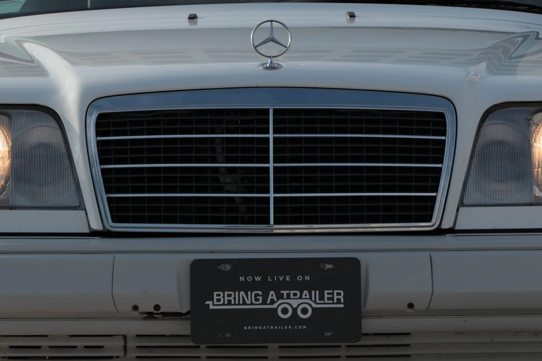 1995 Mercedes-Benz W124 E-Class - Image 17 of 31