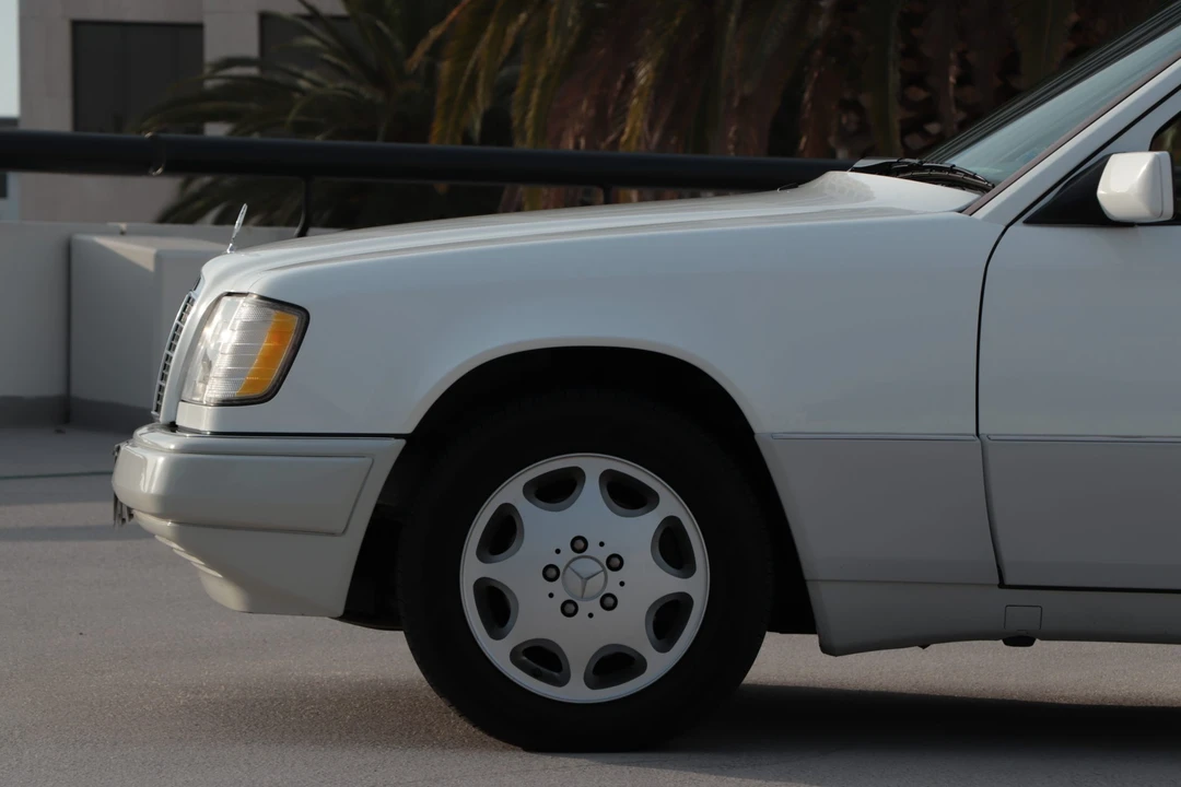 1995 Mercedes-Benz W124 E-Class - Image 22 of 31