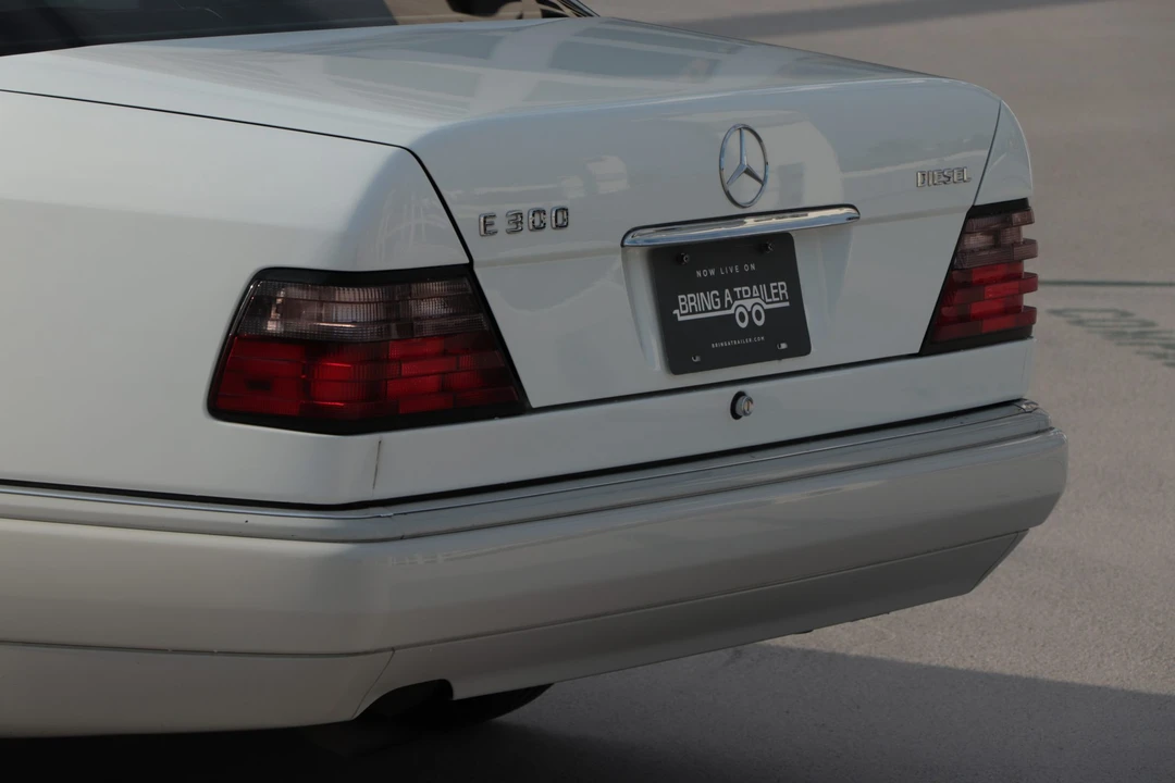1995 Mercedes-Benz W124 E-Class - Image 31 of 31
