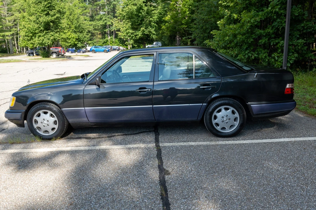 1995 Mercedes-Benz W124 E-Class - Image 25 of 31