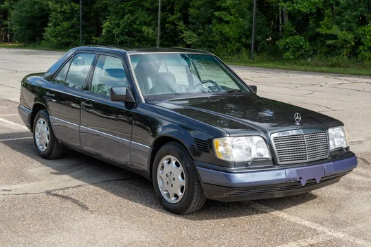 1995 Mercedes-Benz E300 Diesel Sedan