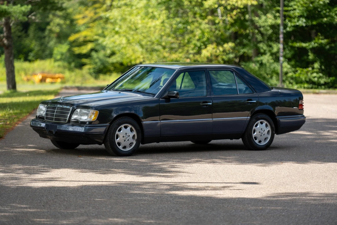 1995 Mercedes-Benz W124 E-Class - Image 26 of 31